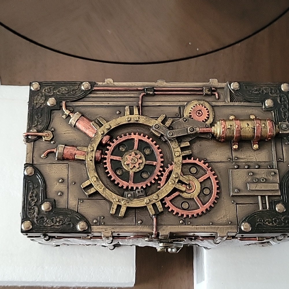 Jewelry Box - Picture 4 of 5